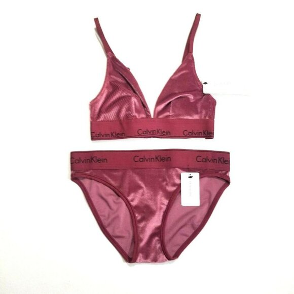 Calvin Klein Women's Velvet Ribbed‎ Bikini Bra Set - Picture 2 of 5